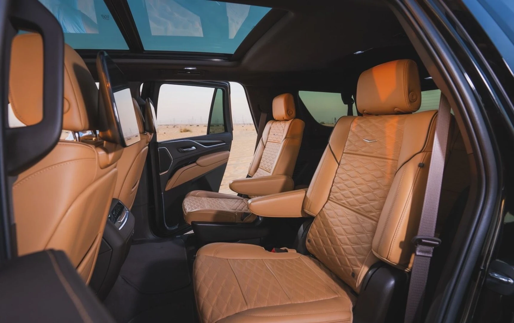 Cadillac Escalade 2023 - 7 Seater Car thumbnail NaN